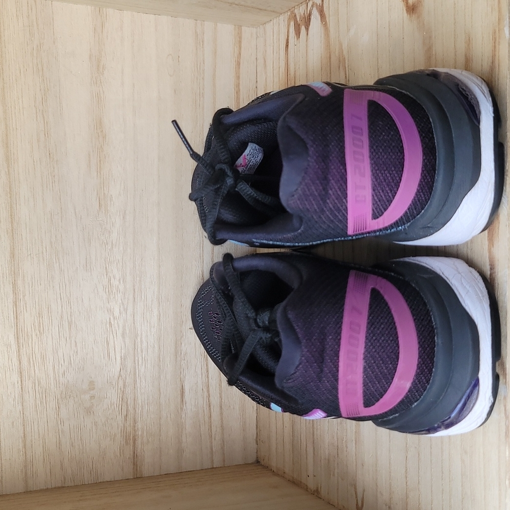 Asics Womens GT-2000 7 Running Shoes - Picture 6 of 9
